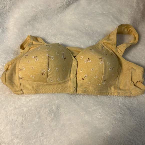 3 daisy bras, black, white and beige - Picture 4 of 8